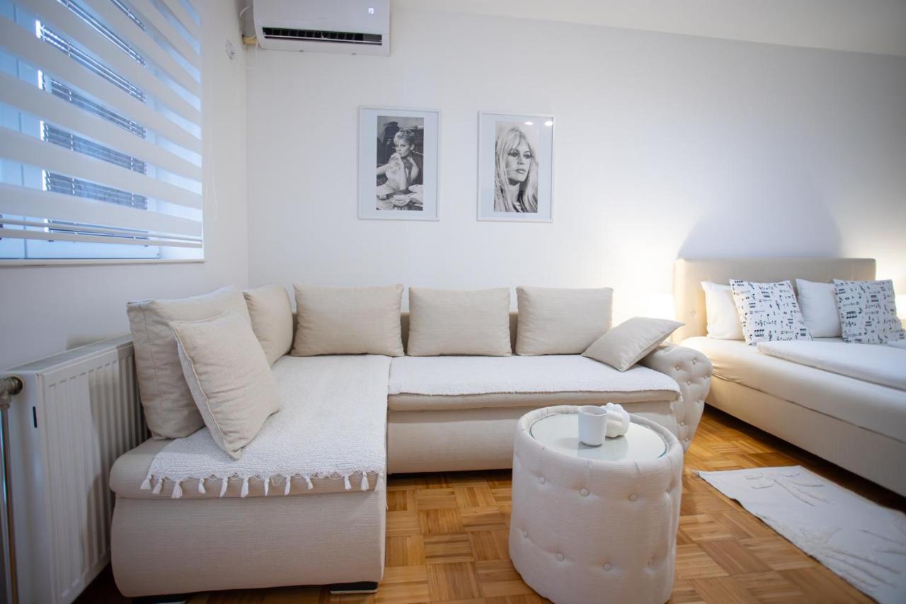 Apartman Elle Sombor Exterior foto